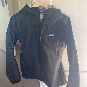 Patagonia Women's Rain Jacket (Small)